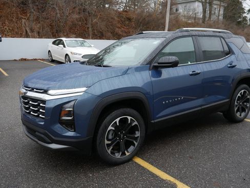 New 2026 Chevrolet Equinox LT w/ Convenience Package II image 4