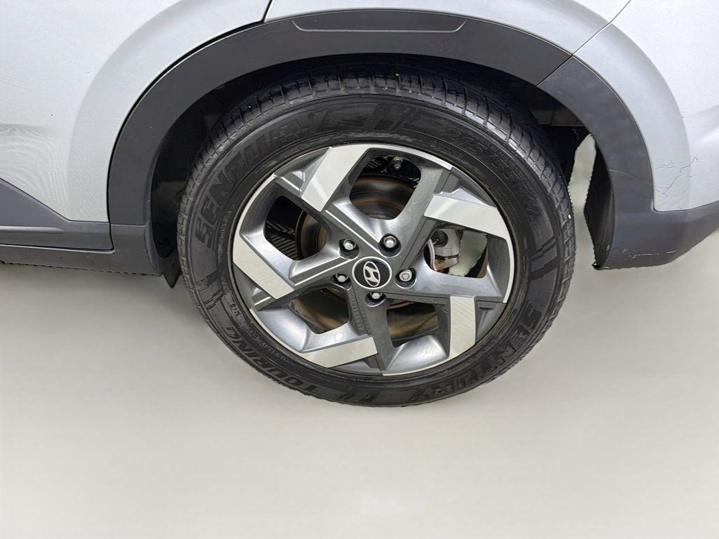 Used 2022 Hyundai Venue SEL FWD image 24