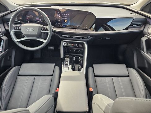 Used 2025 Audi Q5 Premium Plus image 9