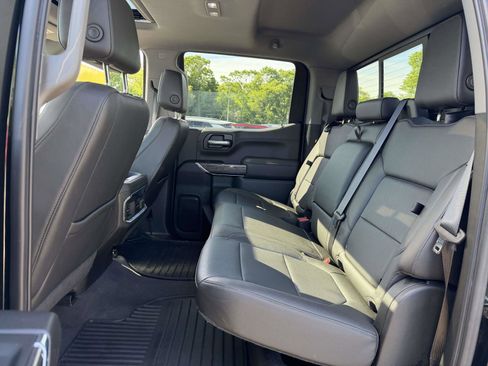 Used 2022 Chevrolet Silverado 1500 LTZ w/ LTZ Convenience Package II AWD/4WD image 14