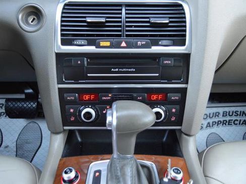 Used 2014 Audi Q7 3.0T Premium Plus image 24