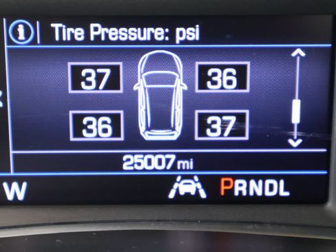 Used 2020 Chevrolet Equinox LT FWD image 24