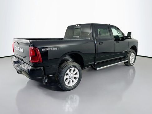 New 2026 RAM 2500 Laramie AWD/4WD image 7