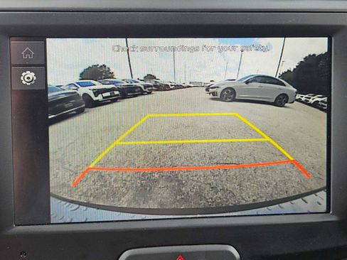 Used 2025 Kia Soul LX FWD image 20