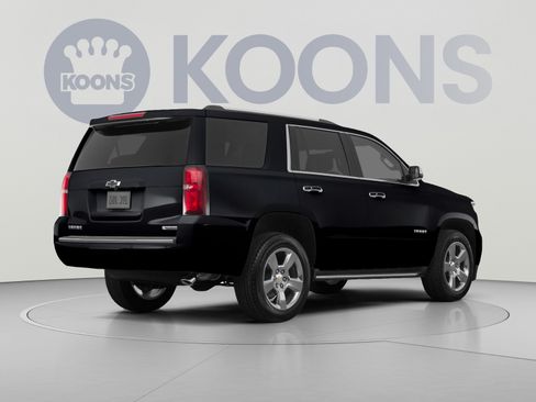 Used 2018 Chevrolet Tahoe Premier AWD/4WD image 4