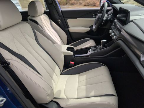 Used 2024 Acura Integra A-Spec image 29