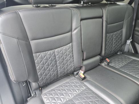 Used 2023 Nissan Murano Platinum AWD/4WD image 30
