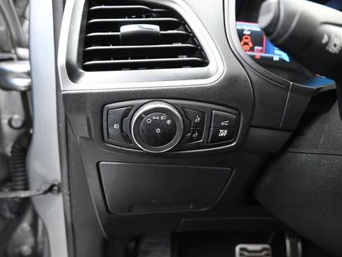 Used 2024 Ford Edge ST-Line AWD/4WD image 8