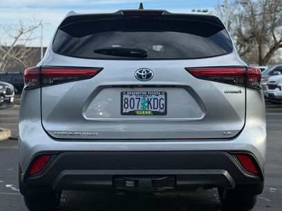Used 2022 Toyota Highlander LE