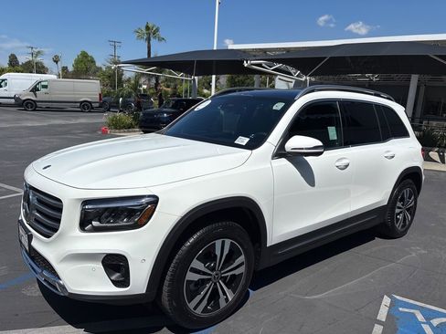 Used 2026 Mercedes-Benz GLB 250 image 4