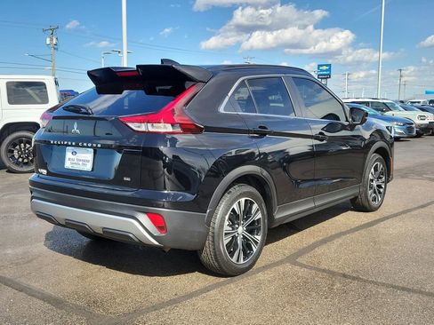 Used 2022 Mitsubishi Eclipse Cross SE image 4