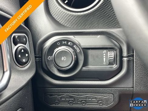Certified 2025 Jeep Wrangler Unlimited Rubicon AWD/4WD image 35