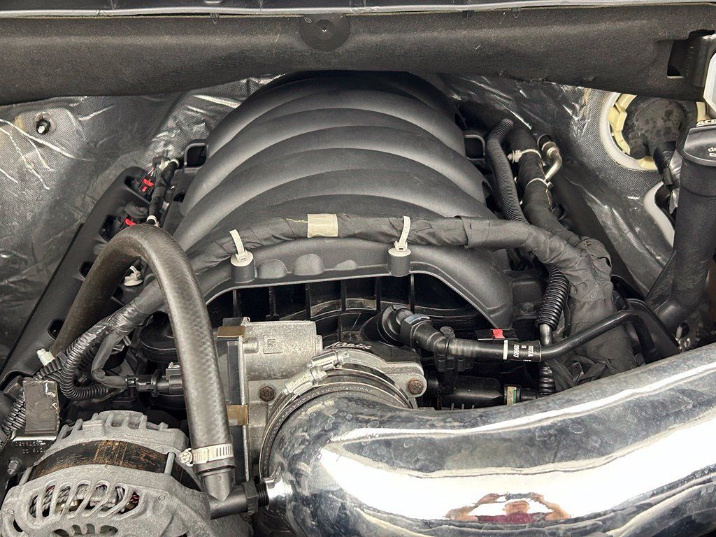 Used 2023 GMC Yukon XL Denali AWD/4WD image 41