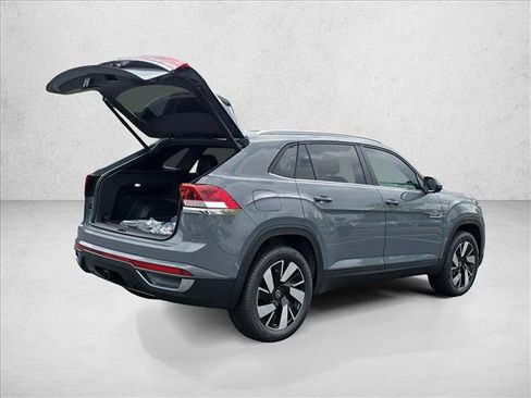 New 2026 Volkswagen Atlas Cross Sport SE FWD image 2