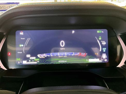 Used 2024 Jeep Grand Cherokee Trailhawk image 25