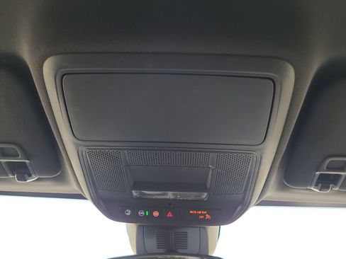 Used 2025 Chevrolet Equinox LT FWD image 24