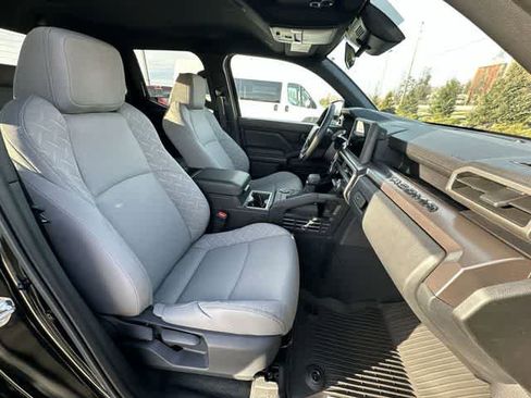 Used 2026 Toyota Tacoma SR5 RWD image 19