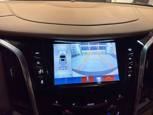 Used 2019 Cadillac Escalade ESV Platinum image 61