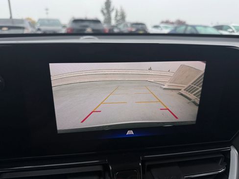 Used 2025 Chevrolet TrailBlazer LT image 17