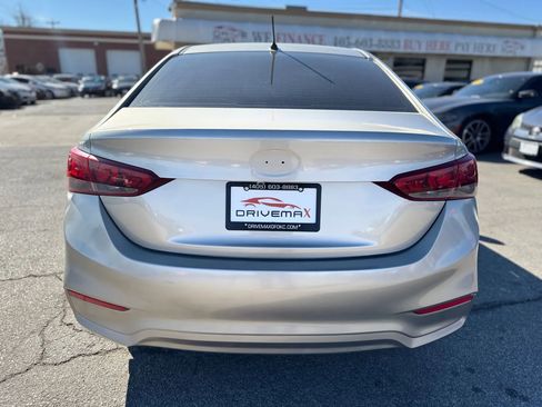 Used 2019 Hyundai Accent SE image 4