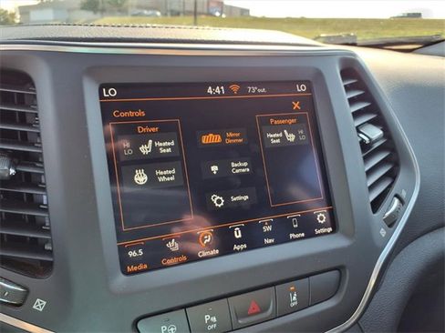 Used 2023 Jeep Cherokee Altitude Lux image 54