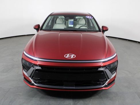 Certified 2025 Hyundai Sonata SEL image 12