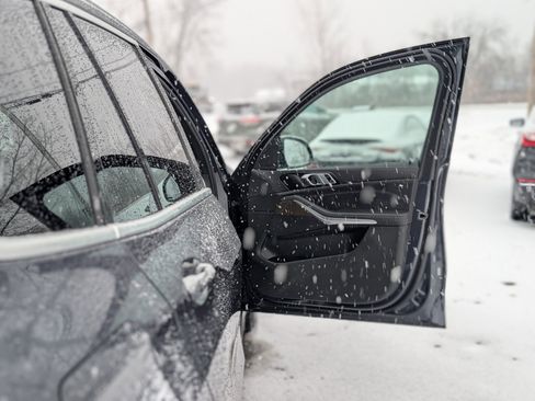 Used 2021 BMW X5 xDrive40i w/ Premium Package 3 image 51