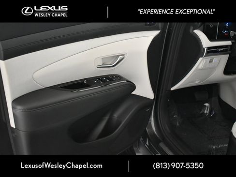 Used 2025 Hyundai Tucson Limited w/ Tow & Go Package image 18