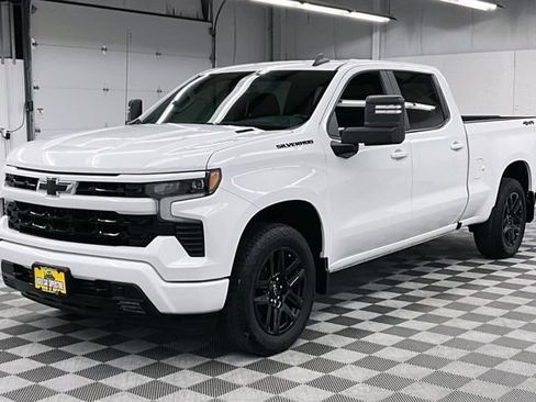 Used 2024 Chevrolet Silverado 1500 RST w/ Dark Appearance Package AWD/4WD image 12