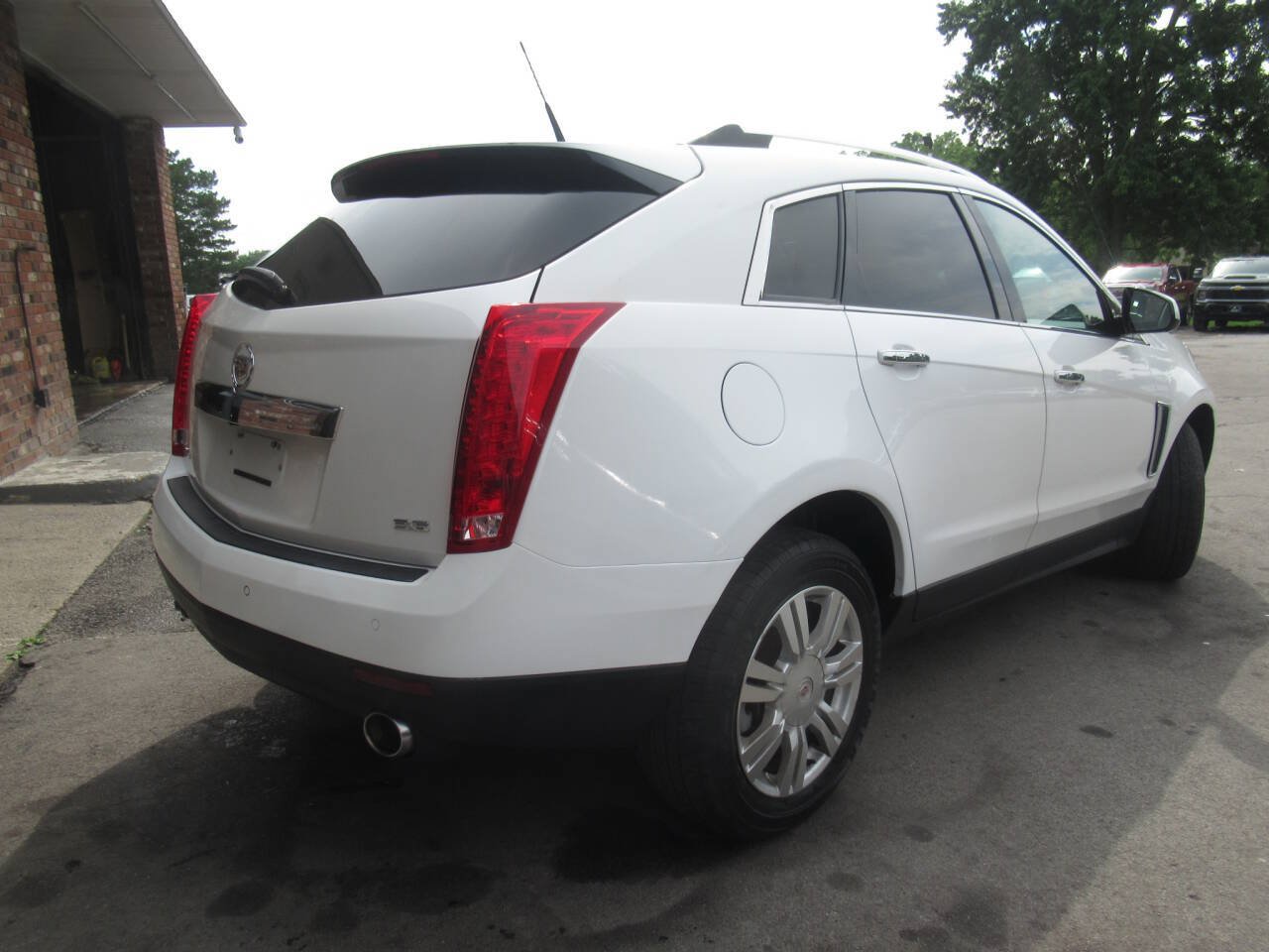 Used 2014 Cadillac SRX Luxury AWD/4WD image 9