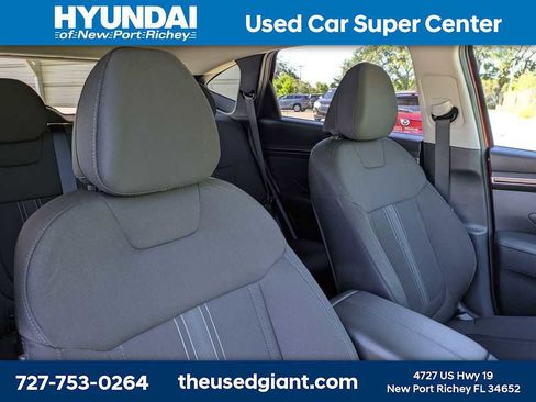 Certified 2023 Hyundai Tucson SEL FWD image 6