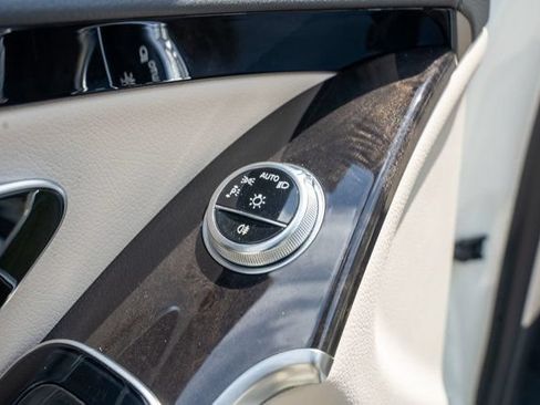 Used 2022 Mercedes-Benz S 500 4MATIC image 36