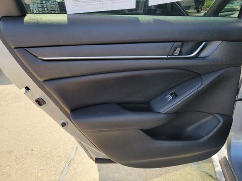 Used 2019 Honda Accord Sport image 23