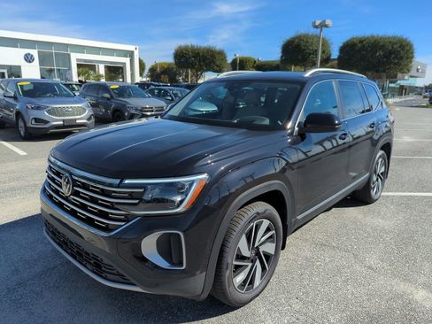New 2026 Volkswagen Atlas SEL image 10