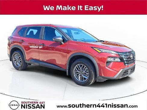 Certified 2025 Nissan Rogue S image 1