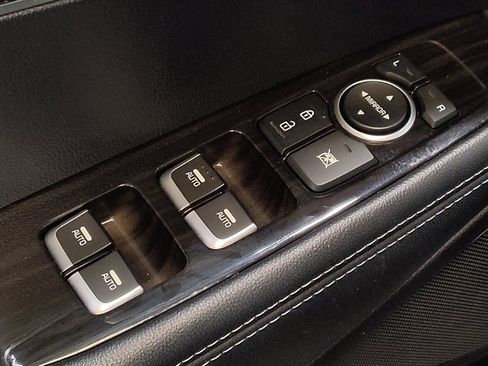 Used 2020 Kia Sorento LX image 27