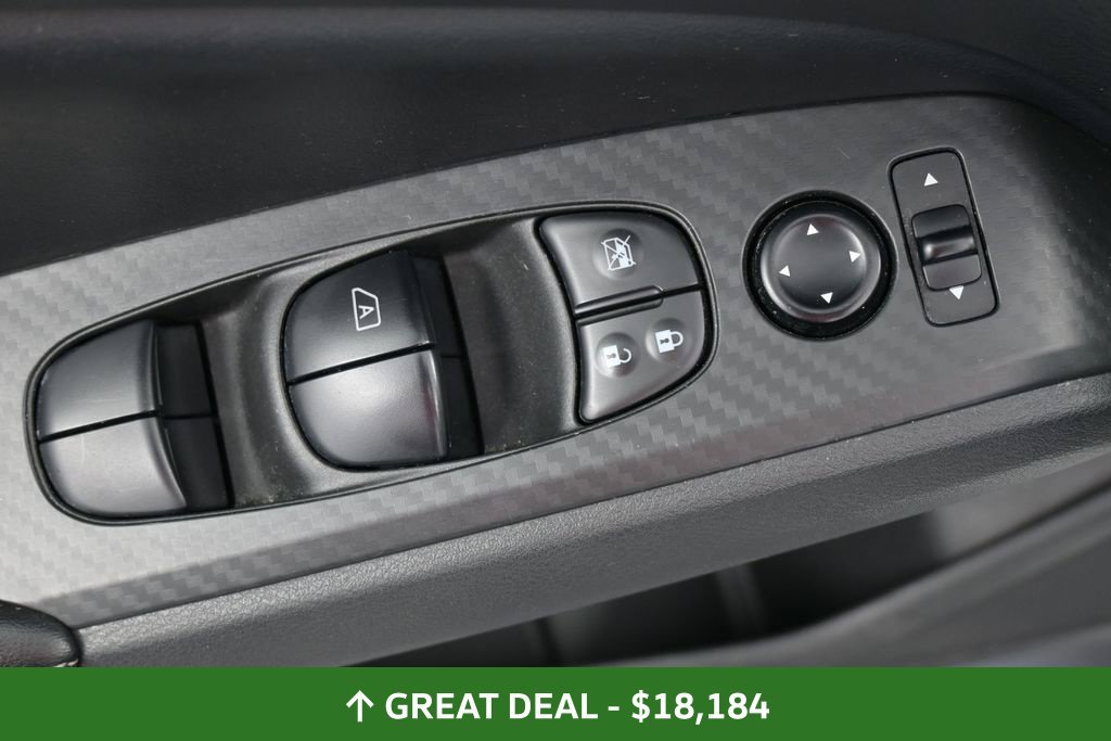 Used 2024 Nissan Altima 2.5 SV FWD image 25