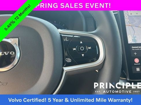 Certified 2025 Volvo XC90 B5 Plus AWD/4WD image 24