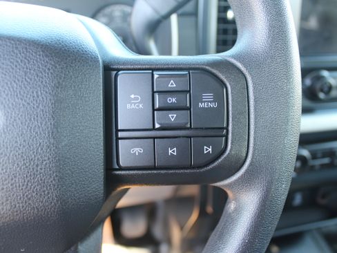 Used 2022 Ford F150 XL image 32