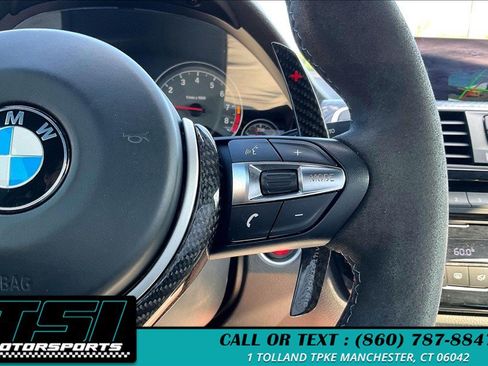 Used 2018 BMW M4 Coupe RWD image 19