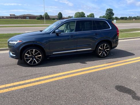 Used 2023 Volvo XC90 B6 Plus w/ Protection Package Premier AWD/4WD image 8