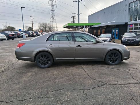 Used 2005 Toyota Avalon Limited image 4