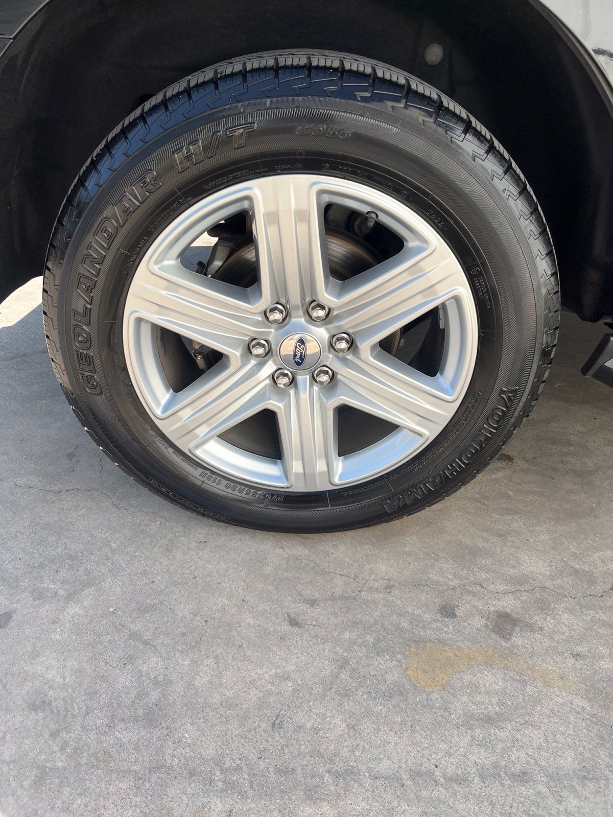 Used 2018 Ford Expedition XLT w/ Equipment Group 202A RWD image 25