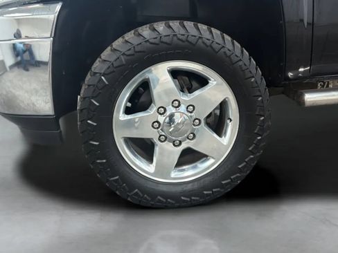 Used 2012 Chevrolet Silverado 2500 LT w/ Interior Plus Package AWD/4WD image 27