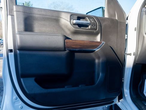 Used 2021 GMC Sierra 1500 SLT image 19