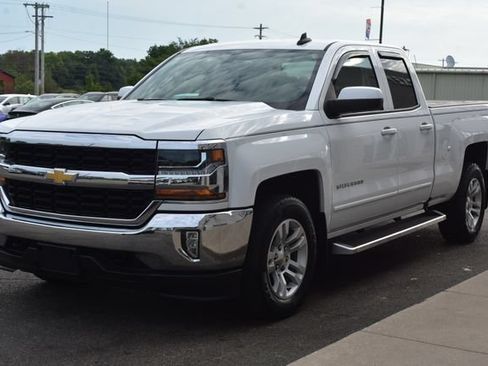 Used 2018 Chevrolet Silverado 1500 LT w/ All Star Edition AWD/4WD image 13