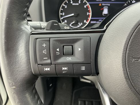 Used 2021 Nissan Rogue SL w/ Premium Package image 9