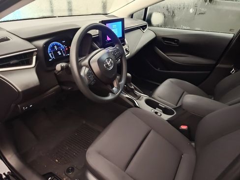 Used 2026 Toyota Corolla LE FWD image 7