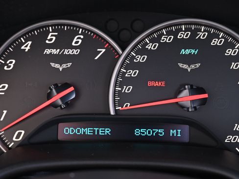 Used 2007 Chevrolet Corvette Coupe w/ Preferred Equipment Group RWD image 35