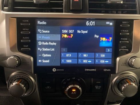 Used 2021 Toyota 4Runner SR5 Premium image 22